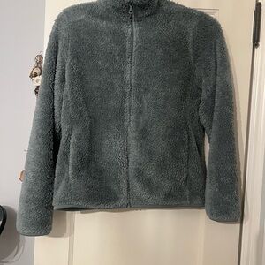 Uniqlo Charcoal Fleece Jacket